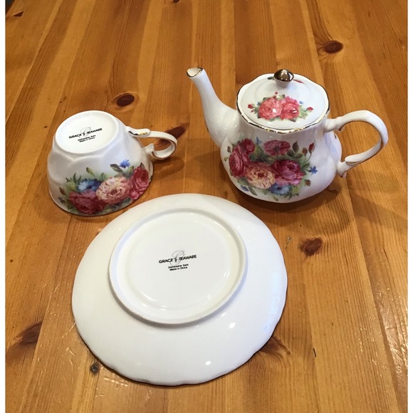 GRACE’S TEAWARE TEA FOR ONE PEONY & ROSE FLORAL TEAPOT CUP SAUCER - Picture 6 of 8